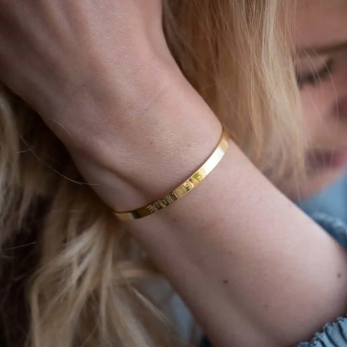 Bracelet MERE-VEILLEUSE 4 mereveilleuse dore1 scaled