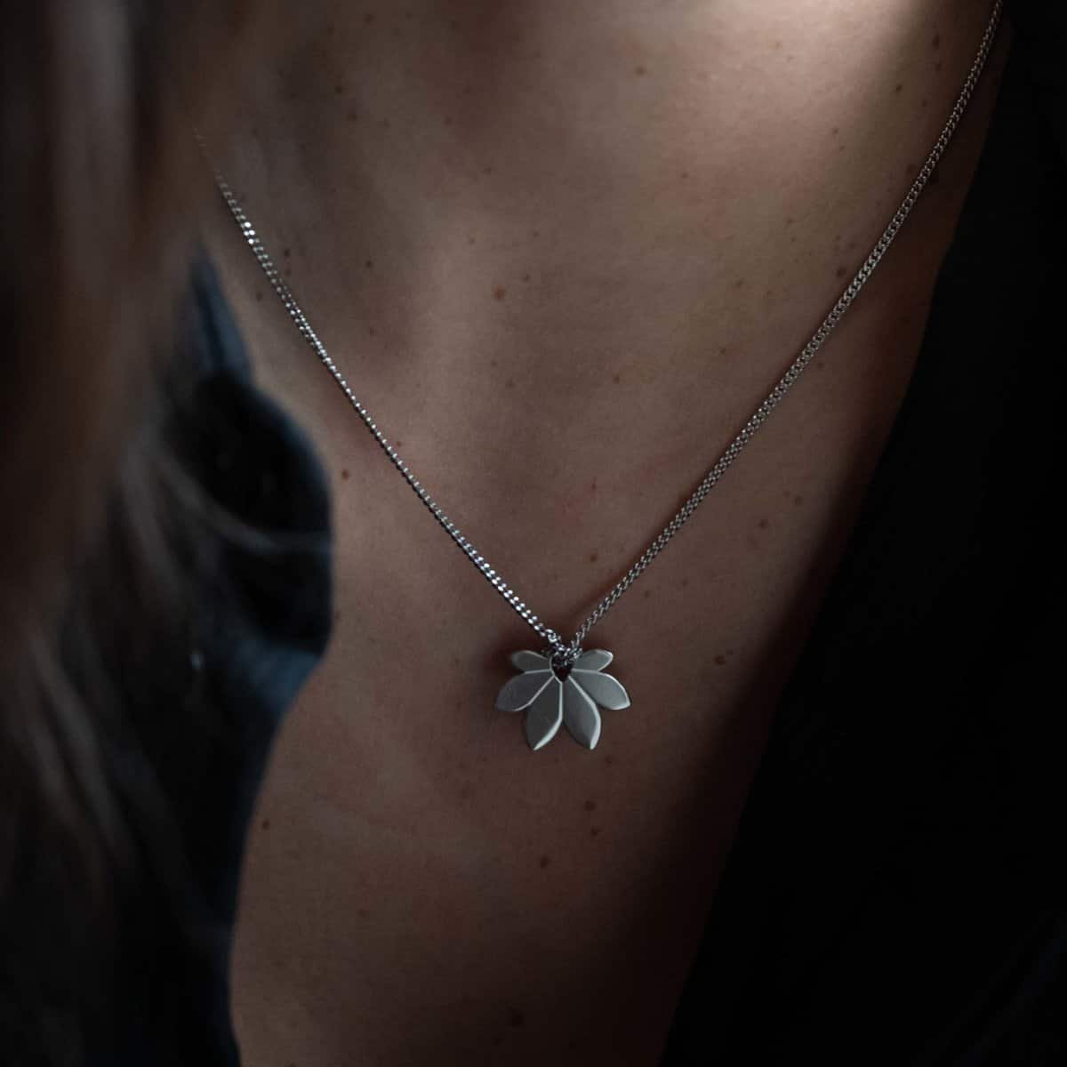 Collier JANE Small 4 Collier JANE Small – Image 4