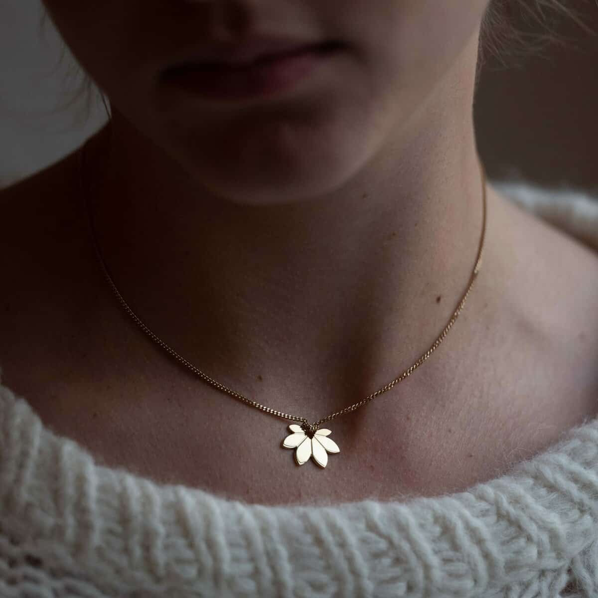 Collier JANE Small 3 JANE Small Necklace – Image 3