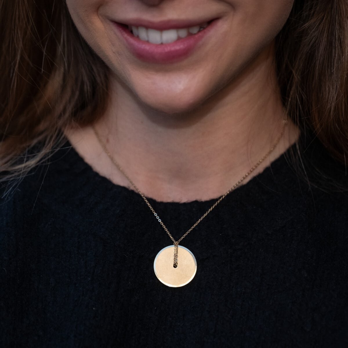 Collier CHARLOTTE Large 4 Collier Charlotte large porté