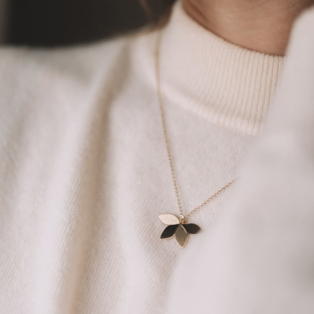 Collier Flora porté