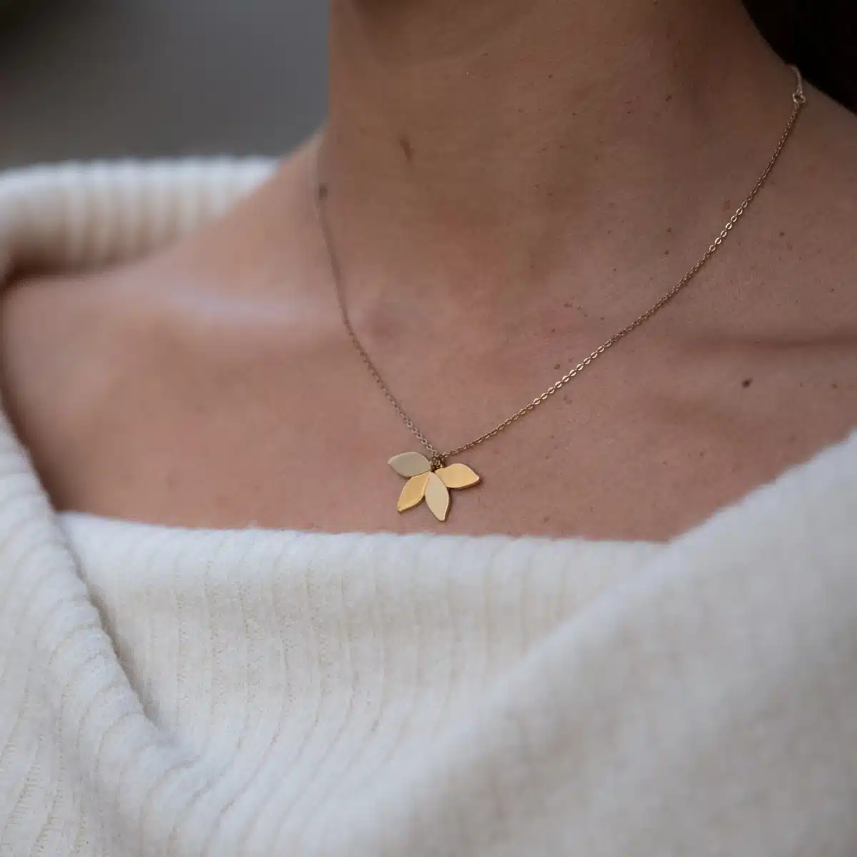 Collier FLORA 4 FLORA Necklace – Image 4
