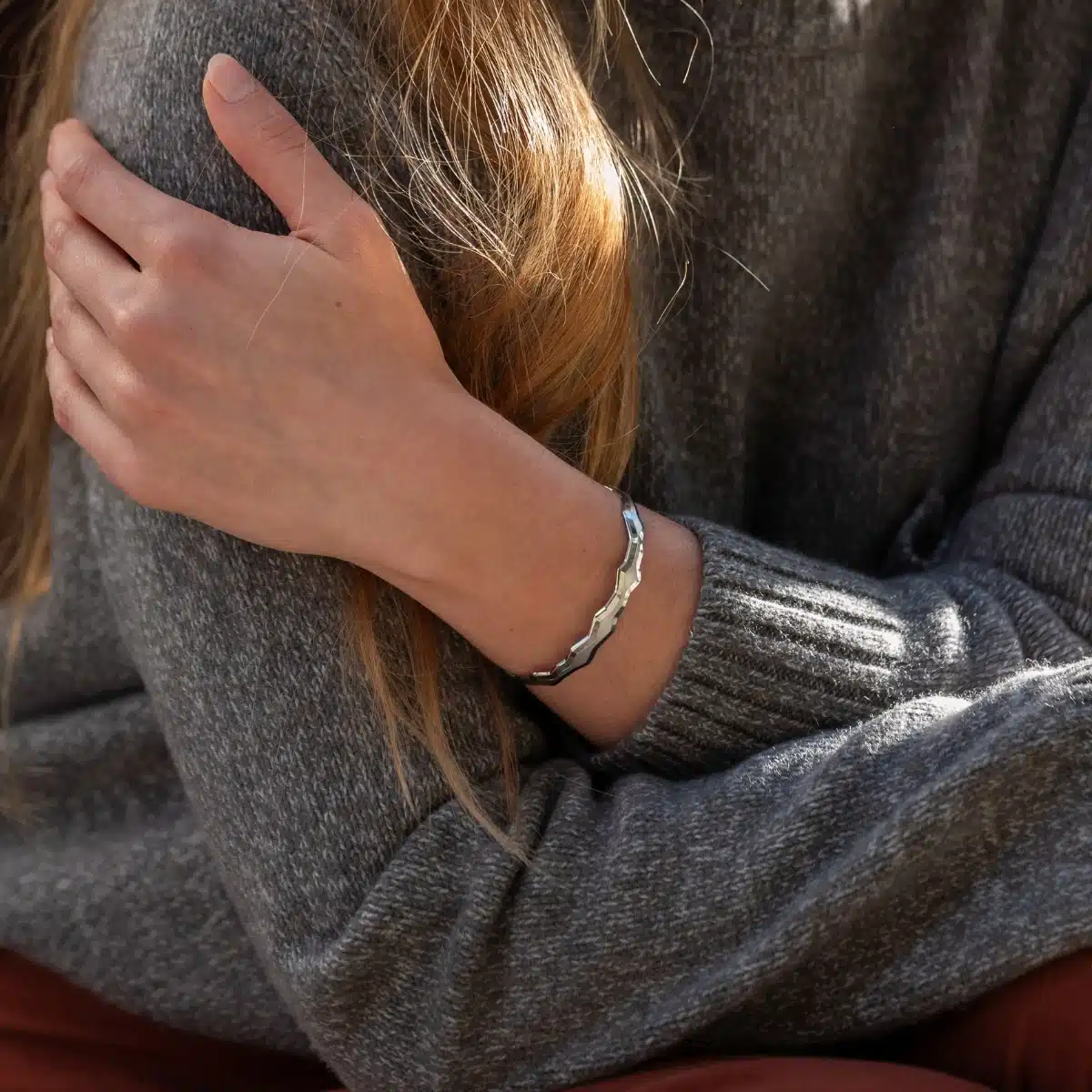 Alternative view of the HEIDI bracelet